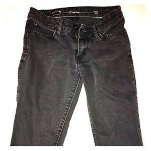 Levi’s Demi-Curve Jeans